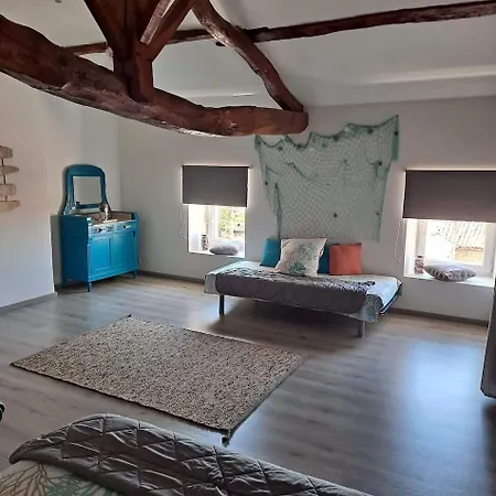 Vakantiehuis Jolie Charentaise Dans La Campagne De Saintonge Saint-Mande-sur-Bredoire