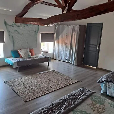 Jolie Charentaise Dans La Campagne De Saintonge Tatil Evi *